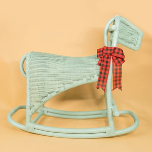 Caballito de juguete para niños pequeños, juguete de madera de ratán, silla mecedora con forma de animal, uno de los más vendidos en juguetes y muebles para guardería. - Product Image 2