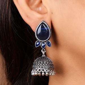 Pendientes Jhumka de Plata Oxidada con Piedra Azul, Hechos a Mano, Estilo Étnico Bohemio, Joyería Tradicional para Mujer, Proveedor de Fábrica - Product Image 2