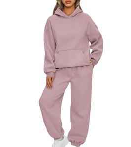 Venta al por mayor de ropa de entrenamiento femenina con logotipo personalizado chándal de 2 piezas pulóver con capucha pantalones conjuntos chándales mujeres 2026 - Product Image 4