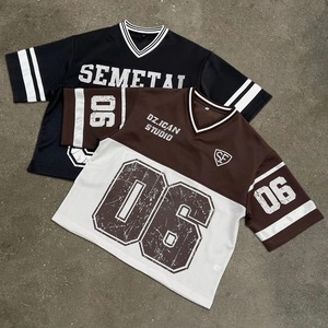 Fabricant de maillots de football en mesh à col en V avec impression personnalisée, t-shirt sport surdimensionné pour homme en coton 100% lourd - Product Image 3