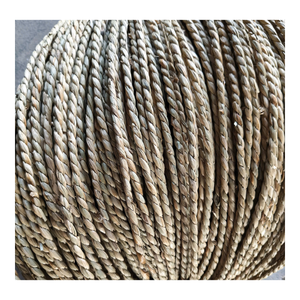 หญ้าเซจเวียดนามดิบสำหรับสานตะกร้า วัสดุเส้นใยธรรมชาติสำหรับงานฝีมือขายส่งและการผลิตเฟอร์นิเจอร์ - Product Image 1
