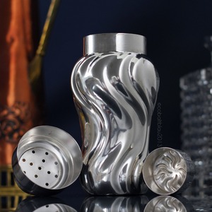 Coctelera para Mocktails y Vodka, Utensilios de Cocina de Diseño, Coctelera Decorativa para Bodas y Fiestas - Product Image 1