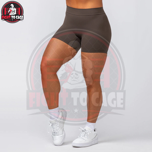 Servicio OEM ODM en un solo color, fabricado en Pakistán, pantalones cortos de yoga para mujer de la más alta calidad, con efecto fruncido profundo, para gimnasio y entrenamiento. - Product Image 2