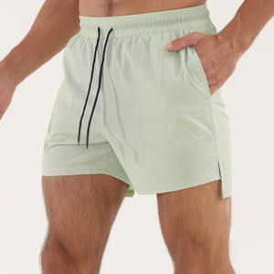 Shorts de sport pour hommes avec logo frontal, séchage rapide, respirants, élastiques, pour entraînement, basketball, fitness, course à pied, avec poche arrière à la taille - Product Image 5