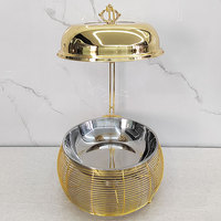 Plat de service rond élégant de designer avec couvercle pour événements de mariage, traiteur et services de restauration