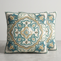 Housse de coussin mandala perlée artisanale, motif médaillon turquoise, taie d'oreiller brodée de luxe pour canapé, lit