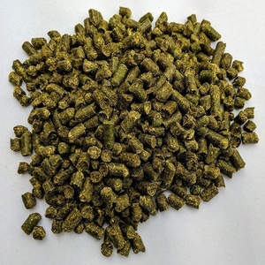 Granulés d'alfalfa séché pour l'alimentation animale, en forme compacte et pratique, adaptés aux chevaux, bovins, ovins, caprins et autres animaux d'élevage - Product Image 5