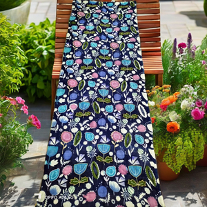 Écharpe longue géométrique en lin contemporain à imprimé numérique pour femmes adultes, tissu doux de qualité supérieure, motifs audacieux, tendance estivale, durable - Product Image 1