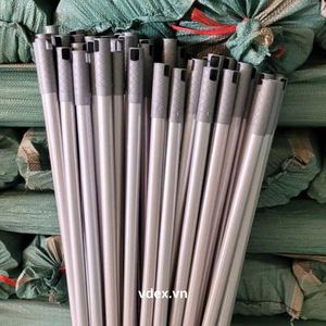 ด้ามไม้ถูพื้นเคลือบพีวีซีสีเงิน หัวสีเทา - เกลียวแบบอิตาลี - ยาว 120 ซม. ขั้นต่ำในการสั่งซื้อ 1x40HC container - Product Image 1