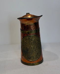 Ensemble de carafes à eau personnalisées écologiques en métal avec poignée en verre pour hôtel, restaurant, usage domestique, mariage et médaillon gravé - Product Image 2