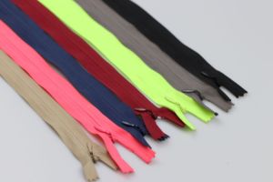 Direct Factory Sale Wholesale 3# Nylon Invisible Hidden <b>Zipper</b> Colorful Fabric Apparel <b>Zippers</b> Stock for Dress Garments - Product Image 4