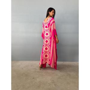 Vestido Largo Kaftan Estampado Rosa, Ecológico y Lavable para Mujer, Estilo Holgado, Boho, para Playa o Resort - Product Image 4