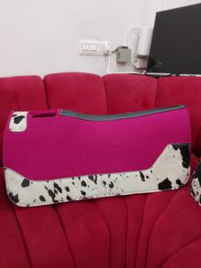 แผ่นผ้าขนแกะโค้งแบบตะวันตก2025มีความชื้นแผ่นอานแบบตะวันตกพร้อมโลโก้และสีที่กำหนดเองสำหรับกีฬาขี่ม้า - Product Image 4