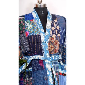 Robe de chambre kimono en soie indienne multicolore, style Kantha, vente en gros, vêtements de nuit, couleur rouge, patchwork fait main, robe longue maxi - Product Image 4