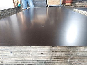 Panel de Encofrado de Contrachapado con Película Industrial de 18mm Reutilizable hasta 6-8 Veces - Product Image 2