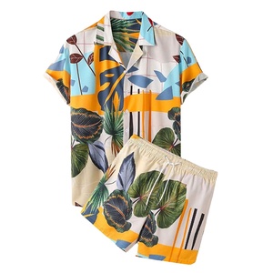 Conjuntos de Verano para Hombre con Cuello Camisero y Logotipo Personalizado al por Mayor, Conjuntos de Dos Piezas de Algodón con Mangas Cortas y Técnica de Impresión - Product Image 1