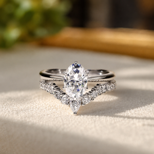 Anillo de Compromiso de Moissanita de Seis Puntas, Corte Ovalado Clásico, Anillo de Aniversario de Diamantes, Plata de Ley 925, Conjunto de Anillos de Boda - Product Image 1