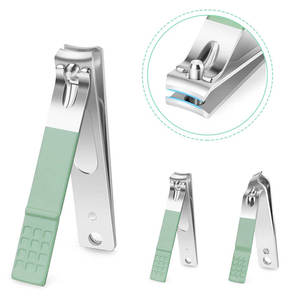 Set de Manicura de Acero Inoxidable con Cortaúñas 7 en 1, Herramientas para el Cuidado de las Cutículas, Estuche de Viaje Portátil y Kit de Cuidado Personal - Product Image 4