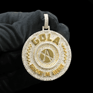 Pendentif personnalisé en acier inoxydable avec moissanite, mouvement à quartz octogonal de 20 mm, cadran à chiffres romains, chaîne glacée, style tendance - Product Image 2