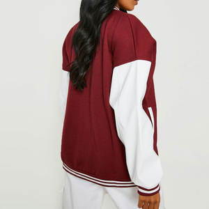 Chaqueta Letterman de Edición Limitada para Mujer, Estilo Urbano Moderno con Acabado Acanalado y Cierre de Botones - Product Image 5
