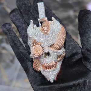 Colgante de Calavera de Plata 925 con Moissanita, Chapado en Oro, Microincrustaciones, Corte Brillante Redondo, Joyería Hip Hop - Product Image 5