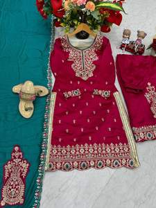 Ensemble haut et pantalon en soie Vichitra élégante avec broderie de fil pailleté et dupatta brodé, tenue ethnique pour femme. - Product Image 2