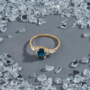 Anillo de Compromiso de Oro de 18K con Diamante Ovalado Cultivado en Laboratorio, Anillo de Boda Apilable para Mujer, Joyería Elegante para Regalo de San Valentín - Product Image 5