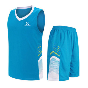 Conjunto de Camiseta y Pantalones Cortos de Voleibol Cómodos y Duraderos con Tecnología de Absorción de Humedad para un Uso Prolongado - Product Image 1