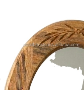 กระจกติดผนังรูปวงรีทำมือจากไม้ ดีไซน์ทันสมัย ตกแต่งสวยงาม เป็นมิตรกับสิ่งแวดล้อม กรอบไม้เนื้อแข็ง ขอบขัดเงา เหมาะสำหรับงานแต่งงาน ห้องนั่งเล่น ห้องนอน โรงแรม - Product Image 5