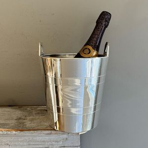Cubo de hielo grande de metal premium para enfriar champán, vino y cerveza, con asa de transporte resistente, perfecto para restaurantes, hoteles y fiestas. - Product Image 1