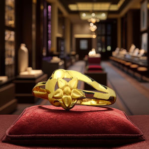 Bague classique en or à six pétales |   Design élégant de 2 grammes pour un usage quotidien |   Bijoux en or jaune pour femmes - Product Image 1