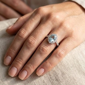 แหวนอะความารีนทรงรีธรรมชาติ เงินแท้ 925 ชุบทอง 14K เครื่องประดับหรูหรา แหวนอะความารีนสวยสง่าสำหรับผู้หญิง - Product Image 5