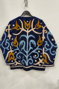 Veste en velours brodée artisanale pour femme, luxe intemporel, style bohème ethnique, inspirée des motifs traditionnels - Product Image 6