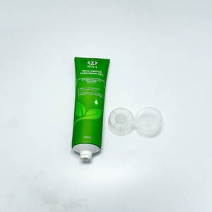 Tubo de Plástico PE Verde Personalizable para Gel Limpiador Facial, Impresión Offset y Tapa Transparente Abatible - Product Image 3