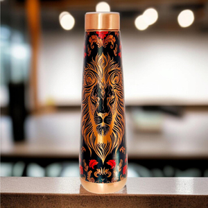 Botella de agua de cobre puro de 950 ml con diseño artesanal y adhesivo esmaltado, a prueba de fugas, con beneficios para la salud ayurvédica y para el cuidado de las articulaciones. - Product Image 1
