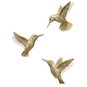 Sculpture d'oiseau rustique en bois de pin artisanal - Finition vieillie couleur miel - Décoration écologique style ferme - 20x12x8 cm - Product Image 4
