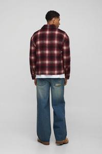 Camisa de Franela de Algodón Personalizada para Hombre, con Cuello y Botones, Mangas Largas con Acolchado Superpuesto, Corte Regular, Sobrecamisa a Cuadros Rojos - Product Image 3