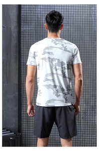 เสื้อยืดกีฬาแห้งเร็ว น้ำหนักเบา ระบายอากาศดี ไร้ตะเข็บ เหมาะสำหรับวิ่ง ฟิตเนส ออกกำลังกายกลางแจ้ง - Product Image 2