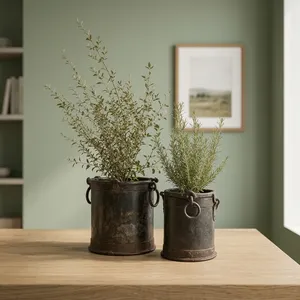 Pot de fleurs rond en fer rustique suspendu, fait main, décoratif, pour jardin de ferme ou entrée - Product Image 6