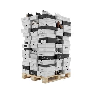 Venta al por Mayor de Paletas de Zapatos de Marcas Variadas, Zapatos para Hombre, Mujer y Niños, Zapatillas, Sandalias, Botas, Zapatos Casuales de Alta Calidad - Product Image 1