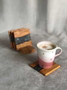 Juego de Posavasos de Resina y Madera de Acacia, Posavasos Elegantes Hechos a Mano para Decoración Moderna del Hogar - Product Image 4