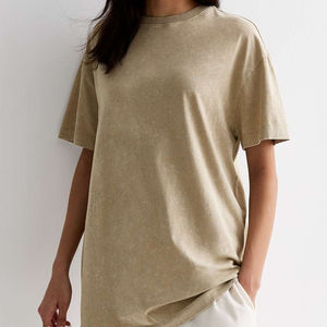Camiseta de algodón 100% ecológica de alto gramaje para mujer, con lavado ácido, lisa, cuello redondo, transpirable, de secado rápido, para uso casual. - Product Image 4