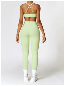 Women's 3-Piece Yoga Set Seamless Sports Bra with Elastic Waist High Waist Leggings Workout Gym Fitness Wear Anti-Wrinkle - Product Image 5
