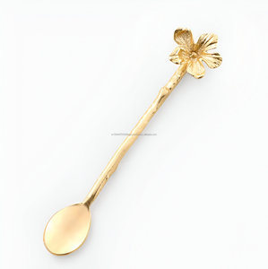 Juego de 4 piezas de cuchara de té con mango de diseño de flor dorada hecha a mano de lujo - Product Image 6