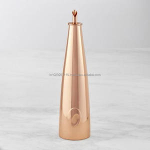 Bouteille d'eau en cuivre pur avec des avantages de guérison anciens pour la digestion, l'immunité et le bien-être traditionnel - Product Image 2