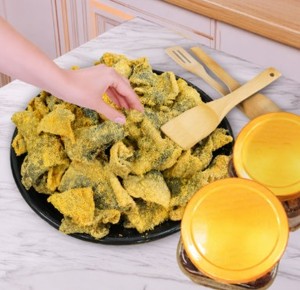 หนังปลาทอดกรอบรสไข่เค็ม ขายส่ง อายุการเก็บรักษา 6 เดือน B2B - Product Image 3