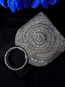 <b>Large</b> Capacity Classic Fabric Hand <b>Beaded</b> Embroidered Portable Cosmetic Jewelry Storage Bag Foldable Zipper - Product Image 3