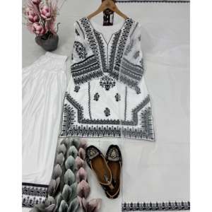 Hermoso conjunto de traje superior e inferior para mujer con Dupatta para fiestas - Product Image 4