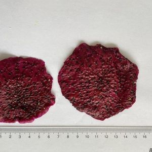 Fruta del Dragón Roja Seca de Alta Calidad, en Rodajas, Dulce, de Vietnam, envasada al Vacío - Product Image 1