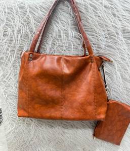 Women's Stylish PU Leather Tote <b>Bag</b> with Matching Pouch for Daily Use and Casual Shopping with Detachable Pouch - Product Image 5